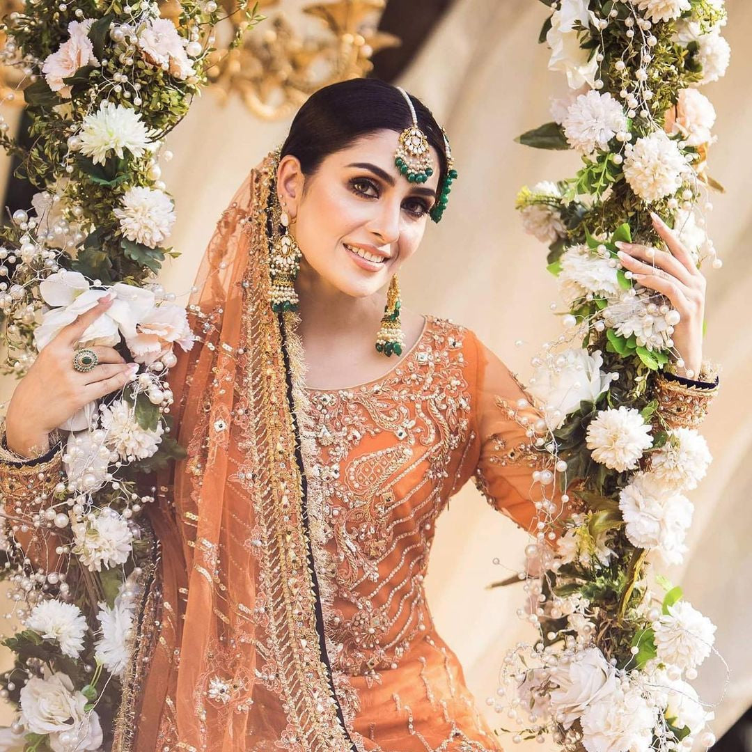 Aiza khan mehndi dress pics hotsell