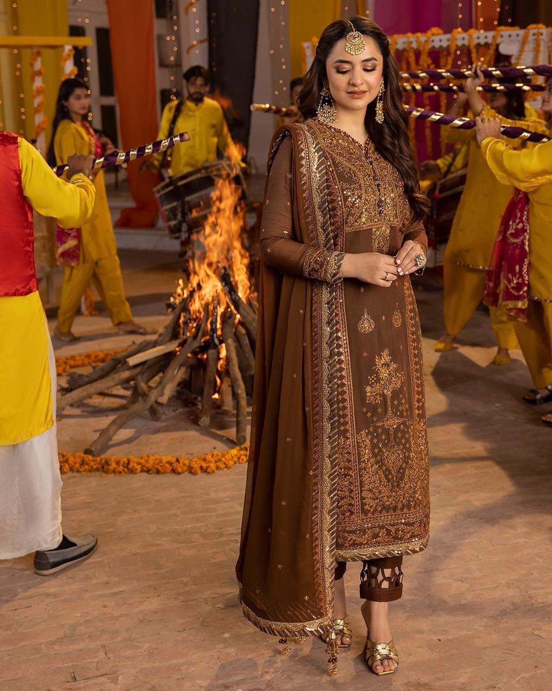 Asim Jofa Chiffon Suit-Replica Suits-Replica Zone