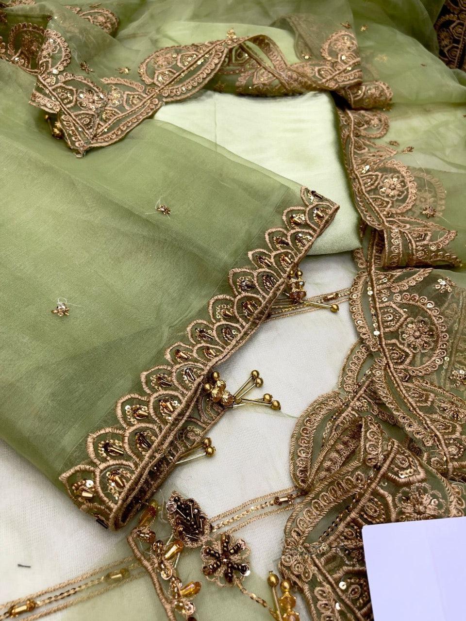 Baroque-Organza-Green-Replica Zone