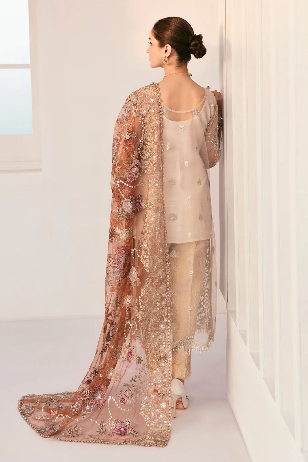 Baroque-Pink-Chiffon-Replica Zone