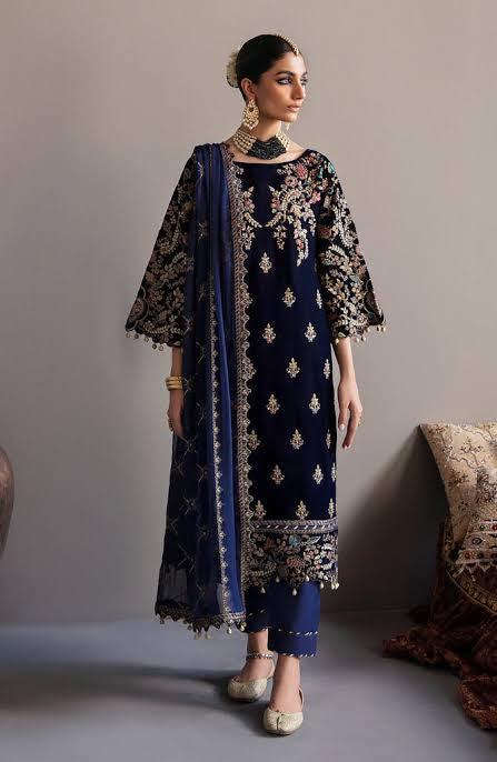 Emaan Adeel Velvet Suit-Replica Suits-Replica Zone