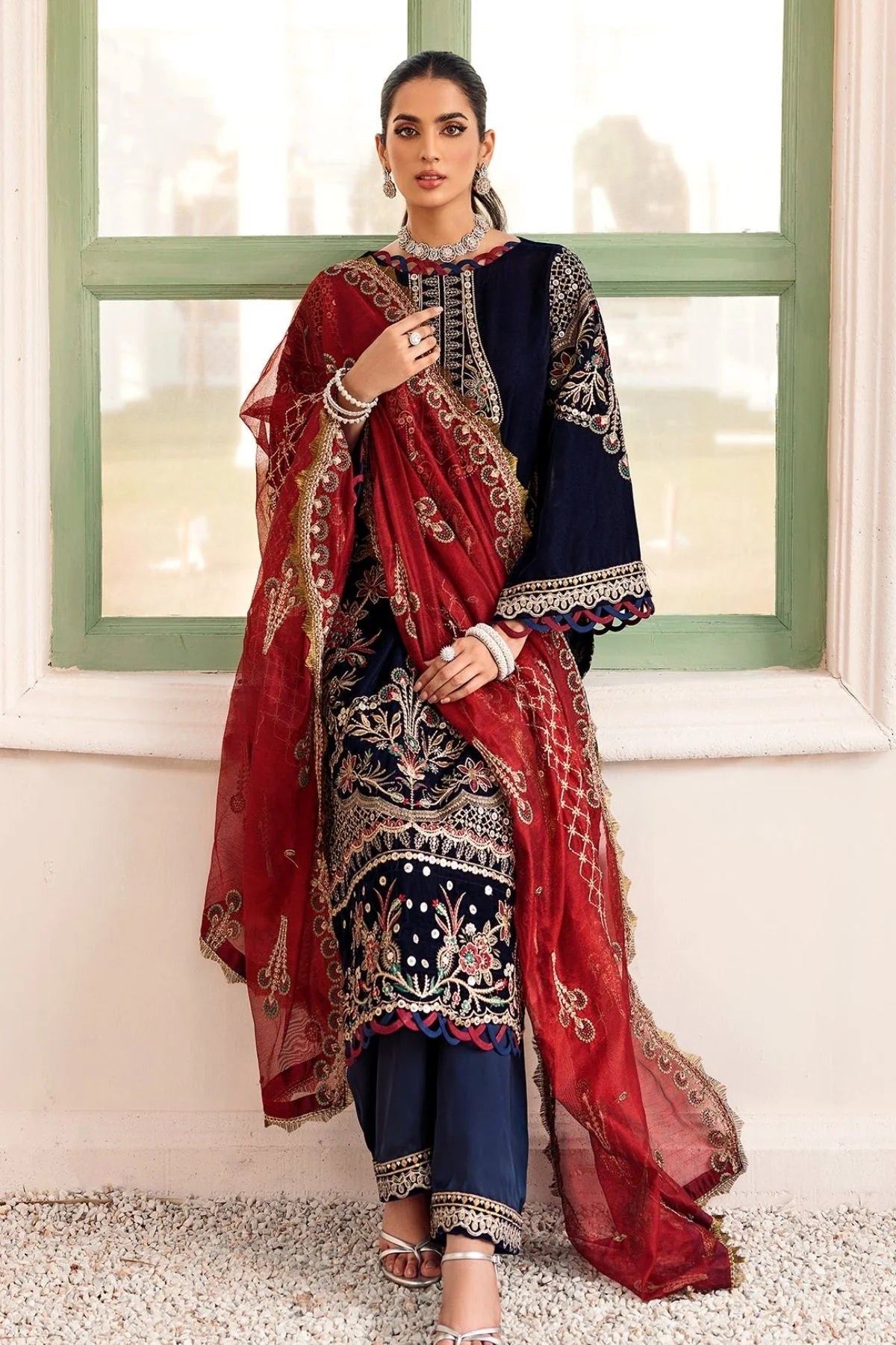 Emaan Adeel Velvet Suit-Replica Suits-Replica Zone