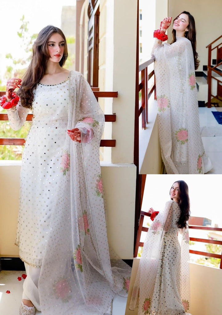 Laiba Chiffon Suit-Replica Suits-Replica Zone