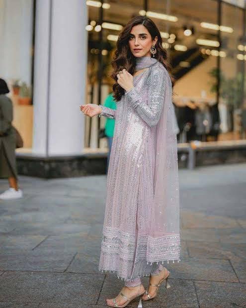 Maya Ali Chiffon Suit-Replica Suits-Replica Zone