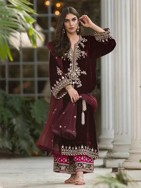 Sana Abbas Velvet Suit-Replica Suits-Replica Zone