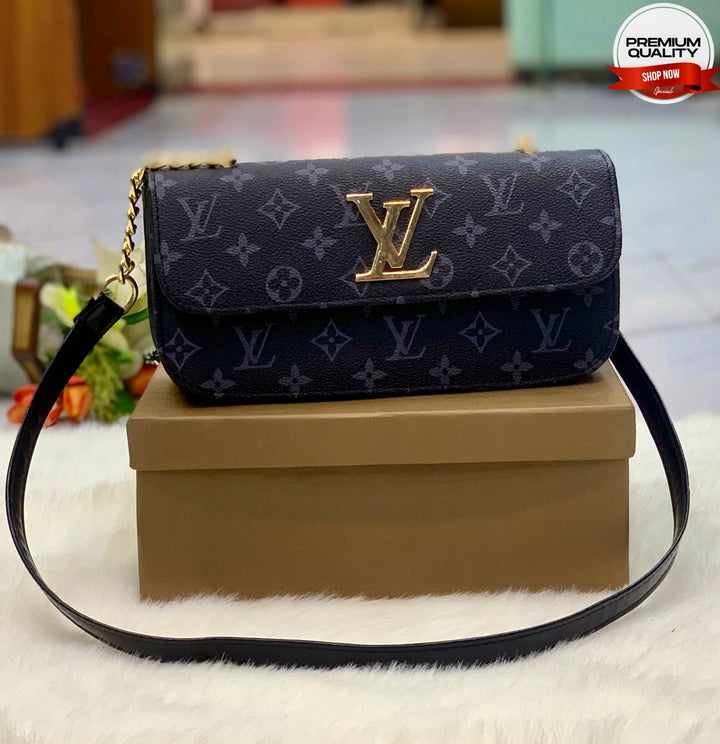 Supreme Quality Handbags with Long Strap and Chain-Handbags-Replica Zone