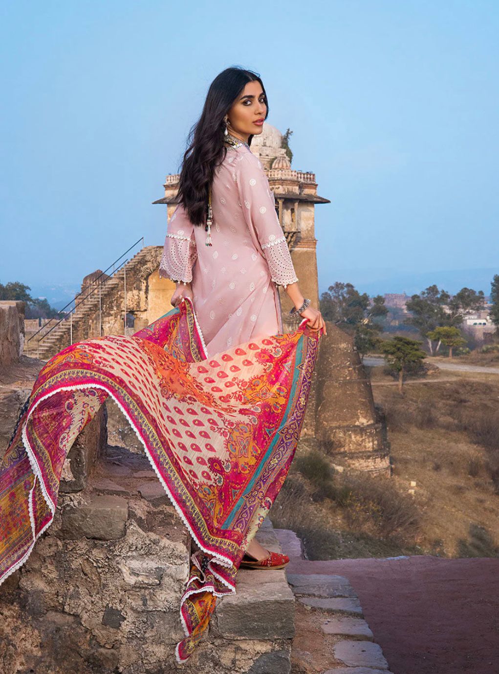 Zainab Chottani-Lawn-Pink-Replica Zone